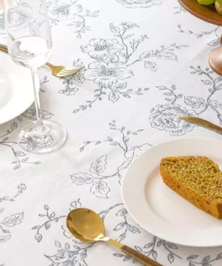 میز پوشش لکه‌ناپذیر رز دسیز برند Gülce Home Collection - 897990824