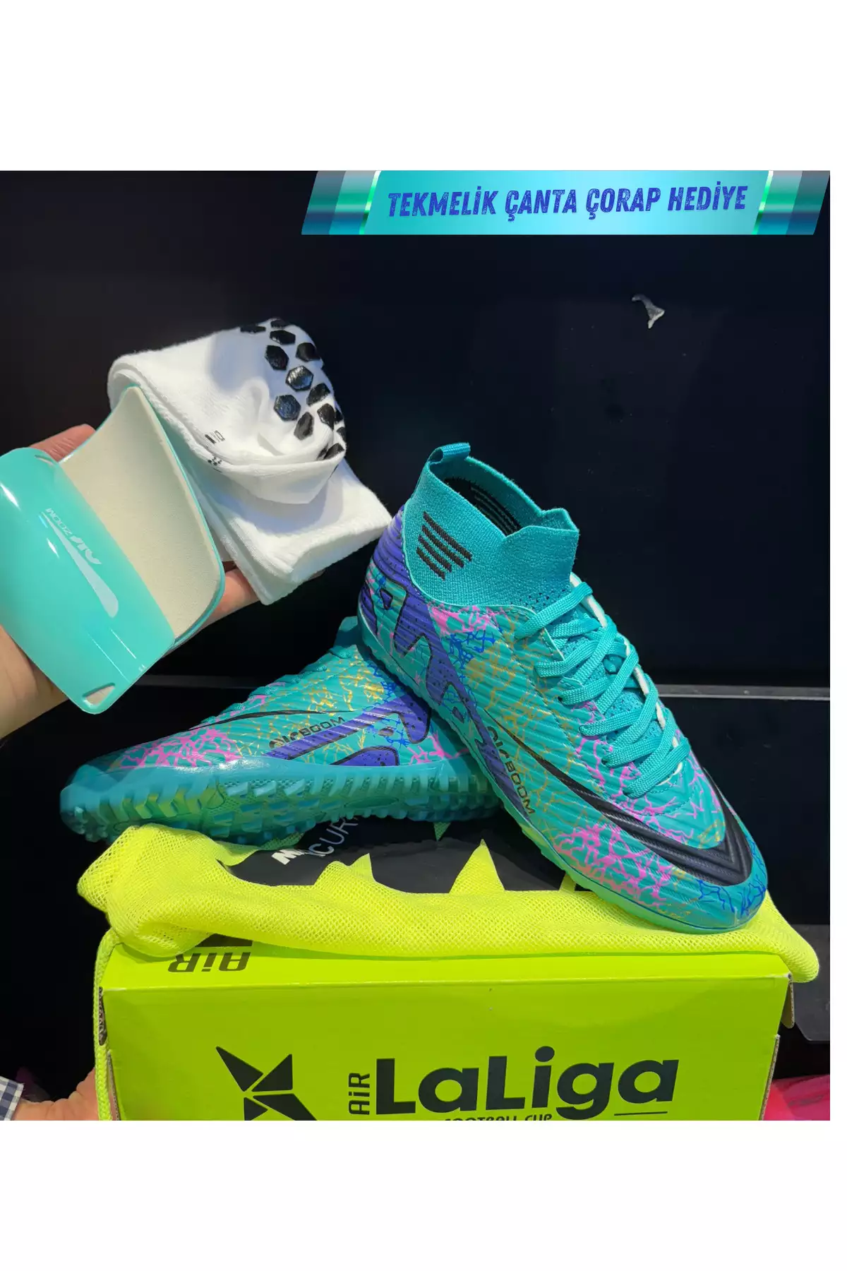 ست 3 تایی زمین فوتبال لالیگا پرو + کیف + جوراب + مچبند برند AİRBOOM - 950565972
