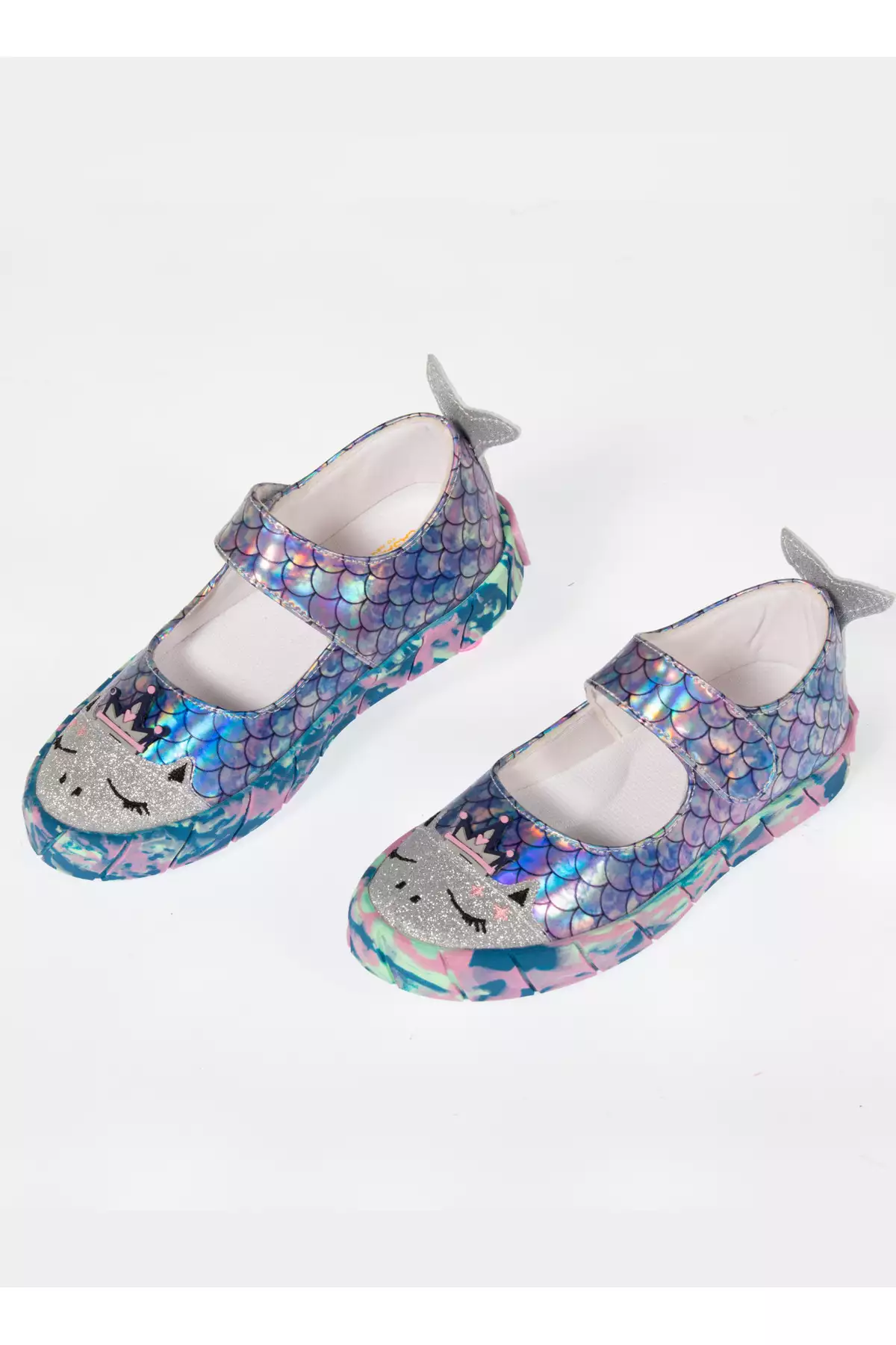 کفش ورزشی دخترانه هولوگرام 3D قلابماهى برند Casabony - 921710436