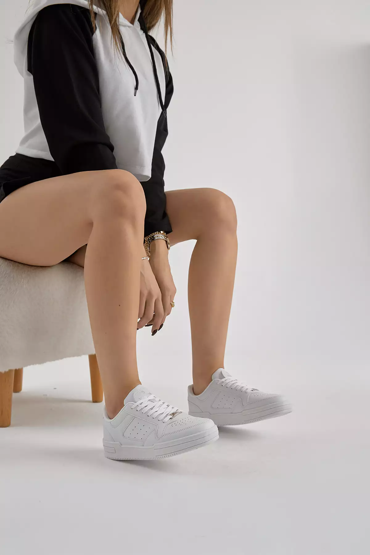 کفش ورزشی روزمره با بند و کفی ترمو به رنگ سفید و سبز برند Tonny Black - 1031008687