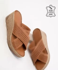 کفش پاشنه بلند زنانه چرم طبیعی تبا 20536 برند SOHO - 925981005