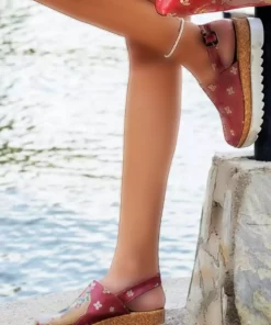 صندل با کفه ضخیم از چرم گیاهی قرمز زنانه - طراحی کت آو گریس برند Dogo - 817297736