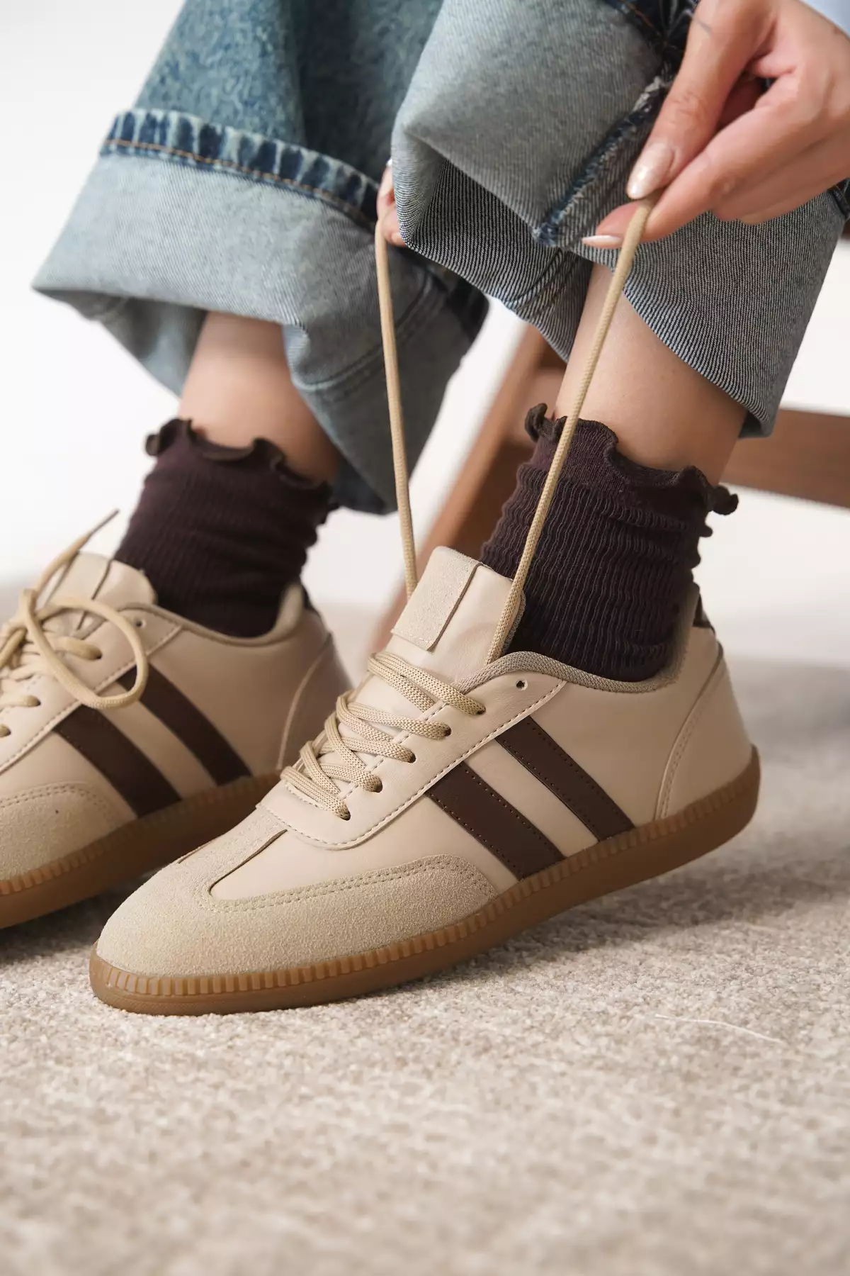 کفش ورزشی زنانه ortopedik گارانتی آنگوس مدل روزمره برند Daxtors - 900375481