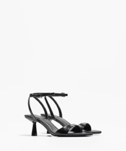 سندل پاشنهدار و بنددار برند Bershka - 939782530