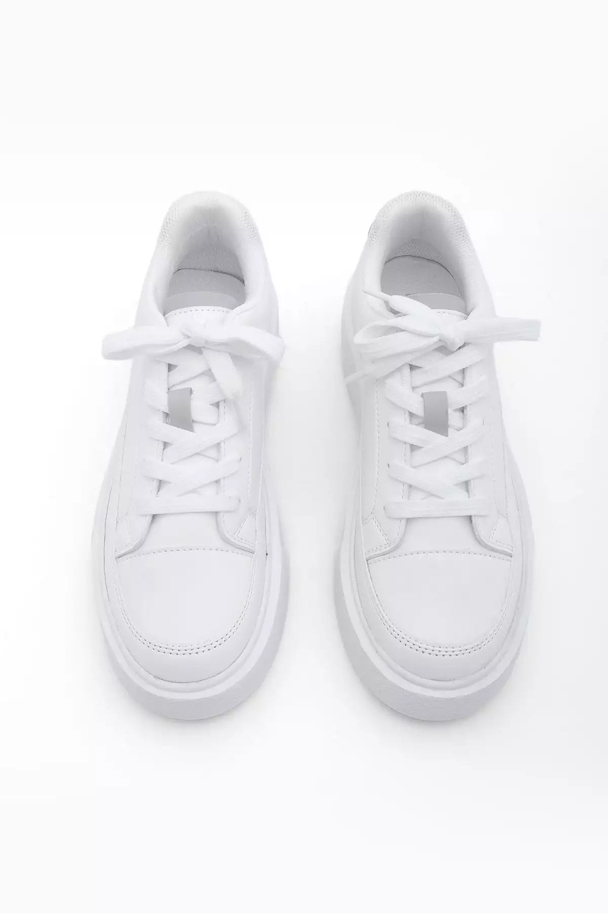 کفش ورزشی زنانه با کفی ضخیم مدل دومن سفید برند Marjin - 796150314