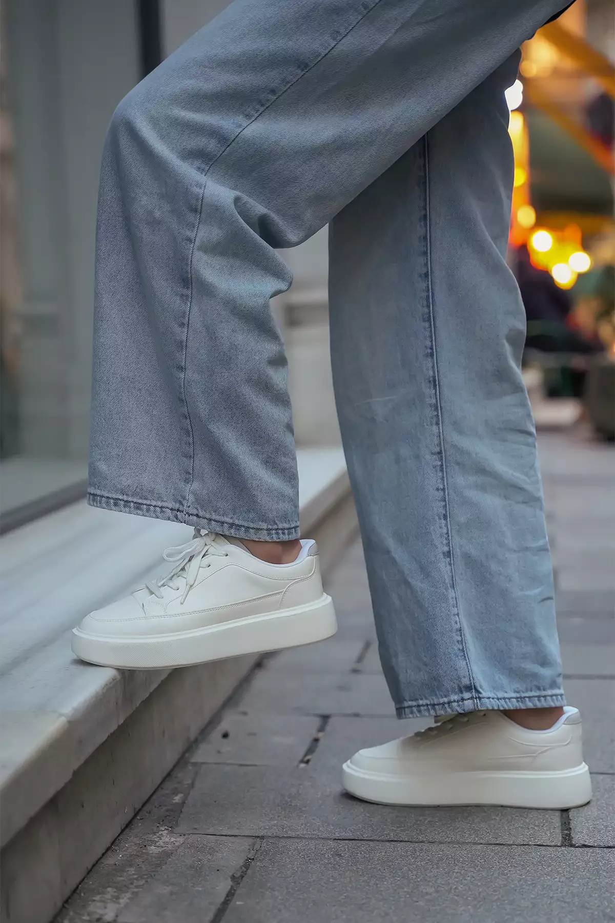 کفش ورزشی زنانه با کفی ضخیم مدل دومن سفید برند Marjin - 796150314