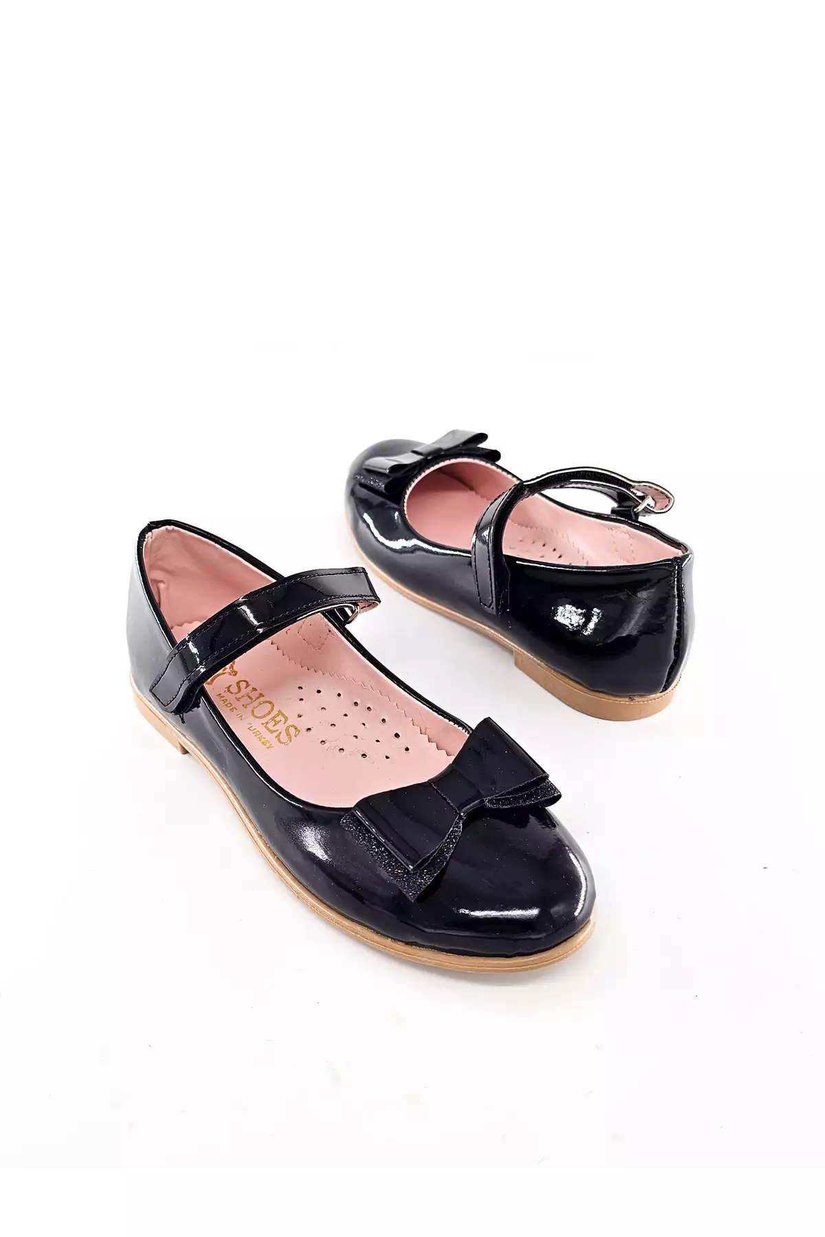 کفش دخترانه سطلی با پاشنه طبی و رویه براق برند BDKButik - 888860466