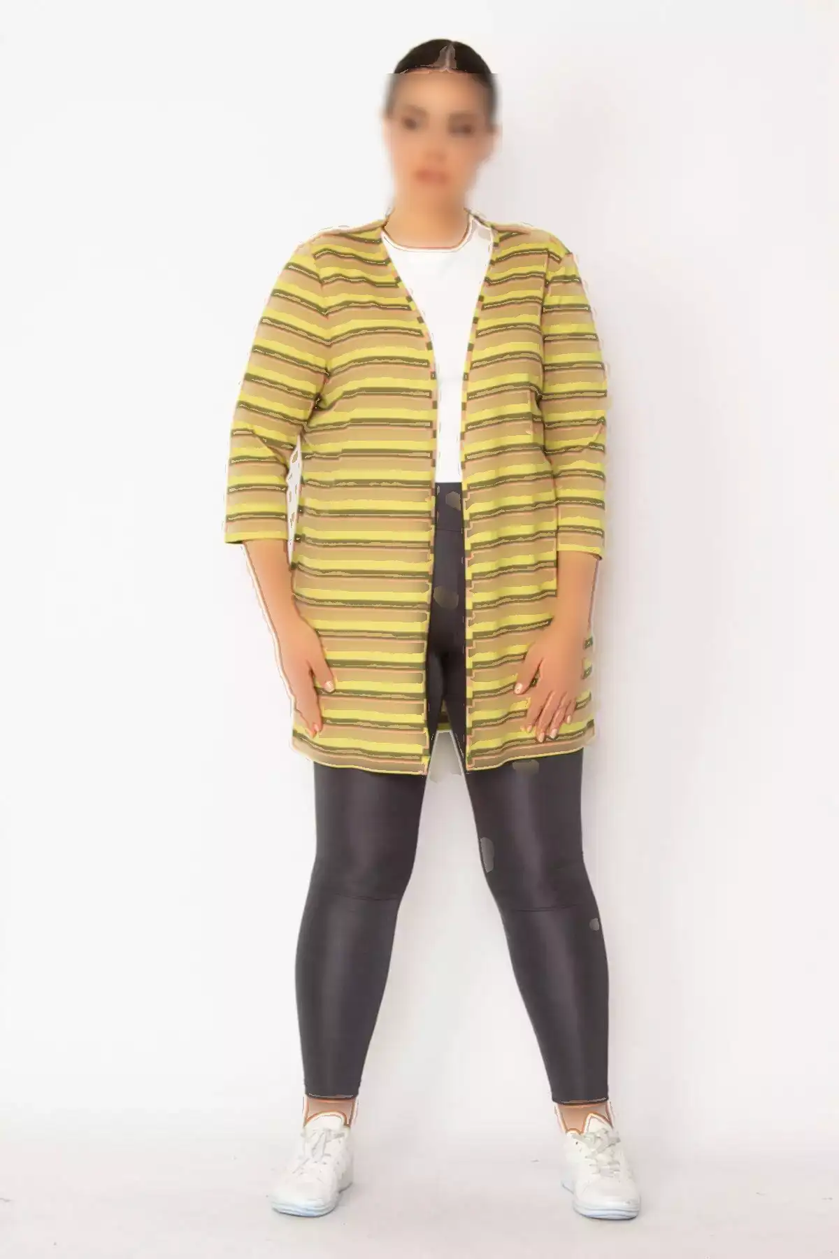 کاپشن زنانه بزرگ سایز حکایی با خطوط و از جنس ویسکوز 65n28700 برند Şans - 159172089