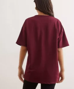 تی‌شرت اورسایز یکنواخت زنانه با طرح چاپی جلو و پشت به رنگ Bordeaux (بوردو) دو نخ TSH-19000696 برند Olalook - 892543532