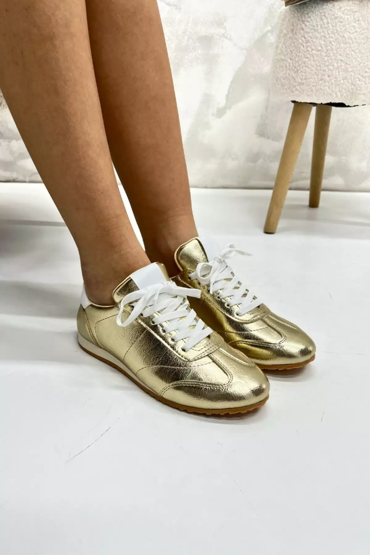 کفش ورزشی زنانه طلایی DS069 برند inizio - 922122997