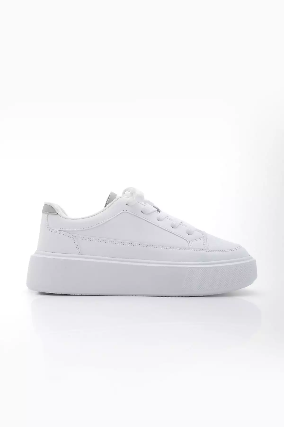 کفش ورزشی زنانه با کفی ضخیم مدل دومن سفید برند Marjin - 796150314