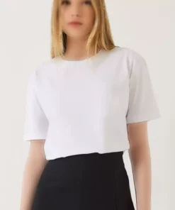 تیشرت زنانه دکوراتیو با دوخت یقه دوچرخه‌ای 60602001 برند Bianco Lucci - 895627675