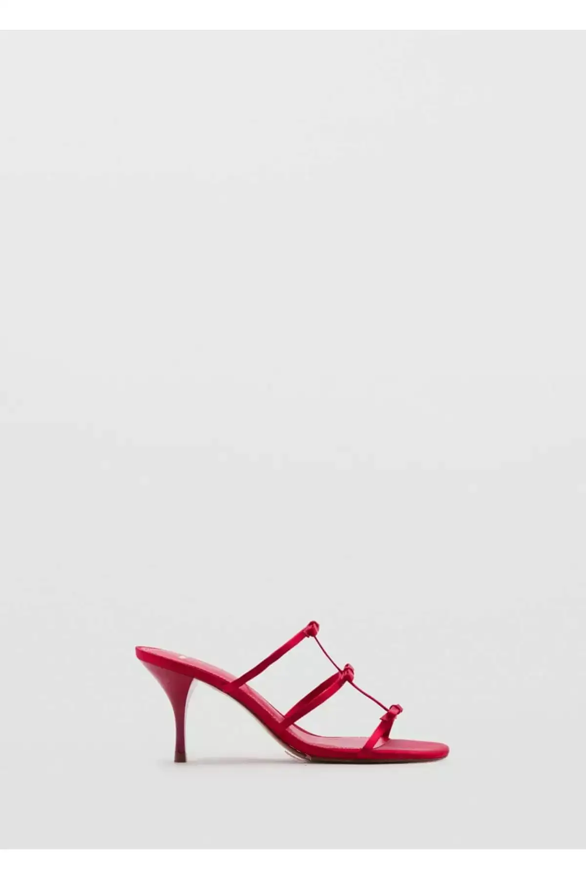 سندل پاشنه بلند با بند و جزئیات گرهای برند MANGO - 917683712