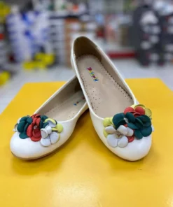 کفش کودکان روزمره سفید رنگ با پاپیون و اورتopedیک برند Polaris - 974605124