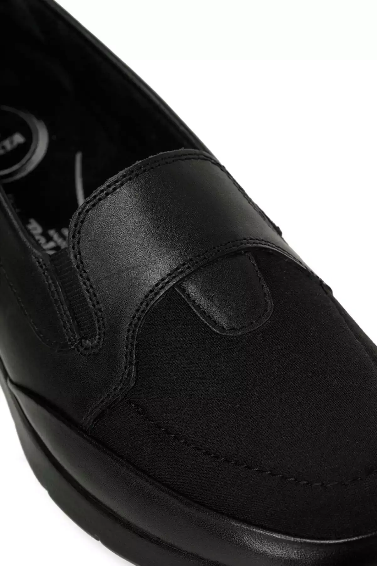 105624.Z5PR کفش پاشنه بلند زنانه مشکی برند Polaris - 965740514