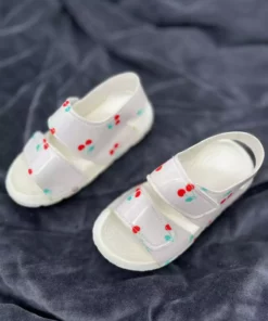 صندل دخترانه با طرح گیلاس برند Rexba - 894594338