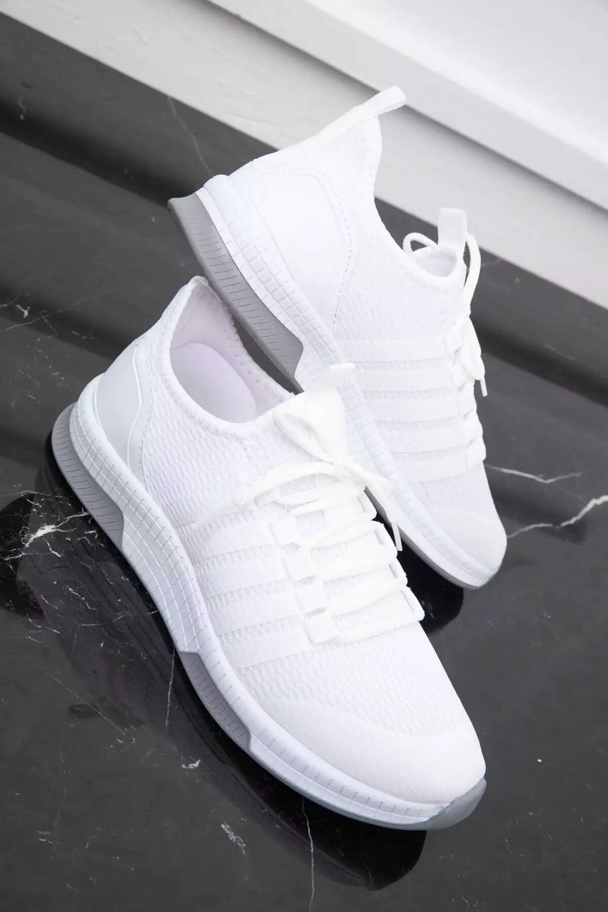 کتانی سفید زنانه 16278 برند SOHO - 100009345