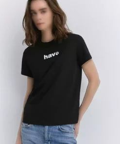 تیشرت سیاه با طراحی هَوَ (HAV) - فیت معمولی 1613288-900 برند Mavi - 900863915