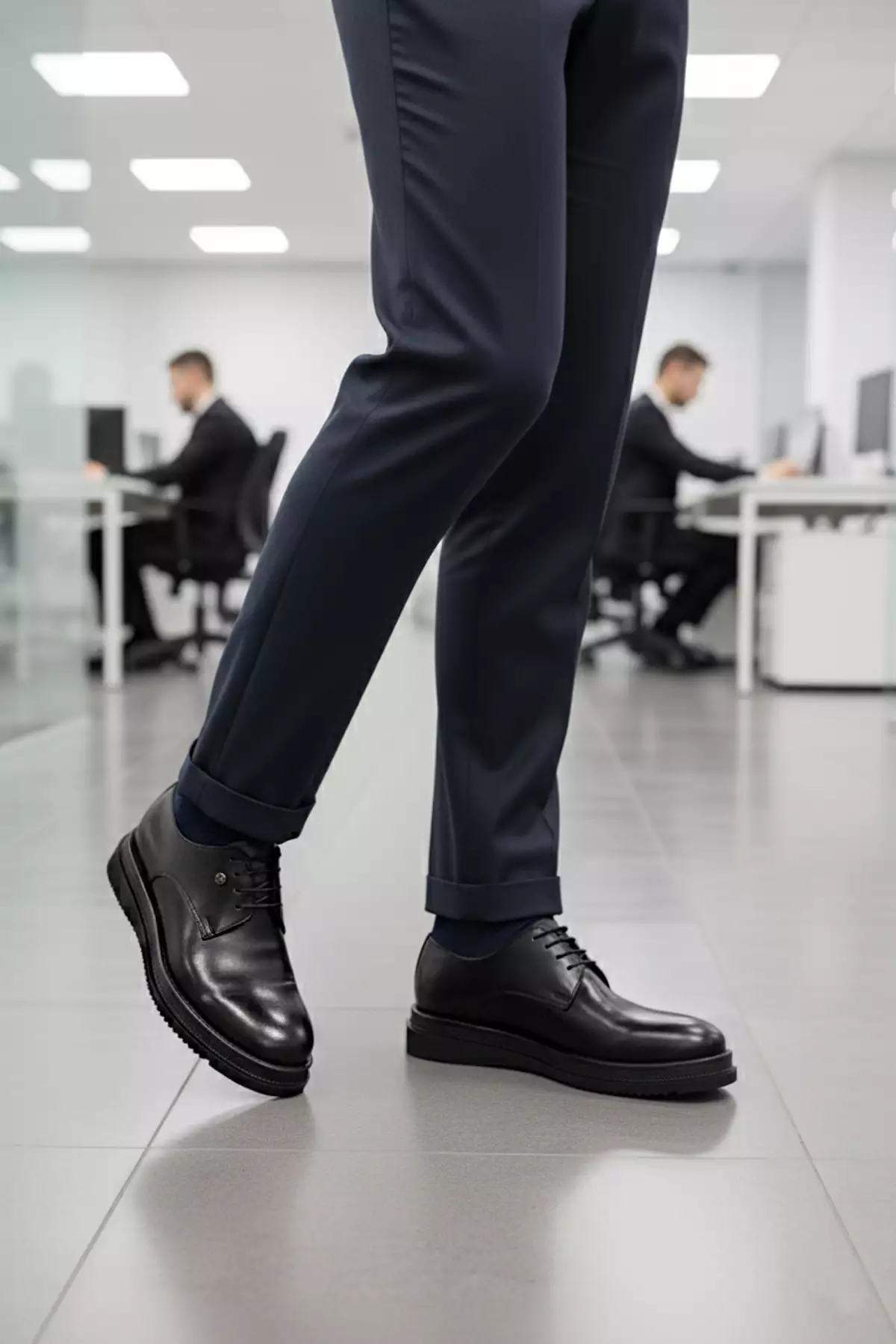 کفش کلاسیک مردانه با کفی ایوا از چرم طبیعی سبک و مشکی 361004 M برند Pierre Cardin - 988925717