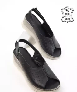 صندل زنانه چرم طبیعی مشکی 20622 برند SOHO - 932978818