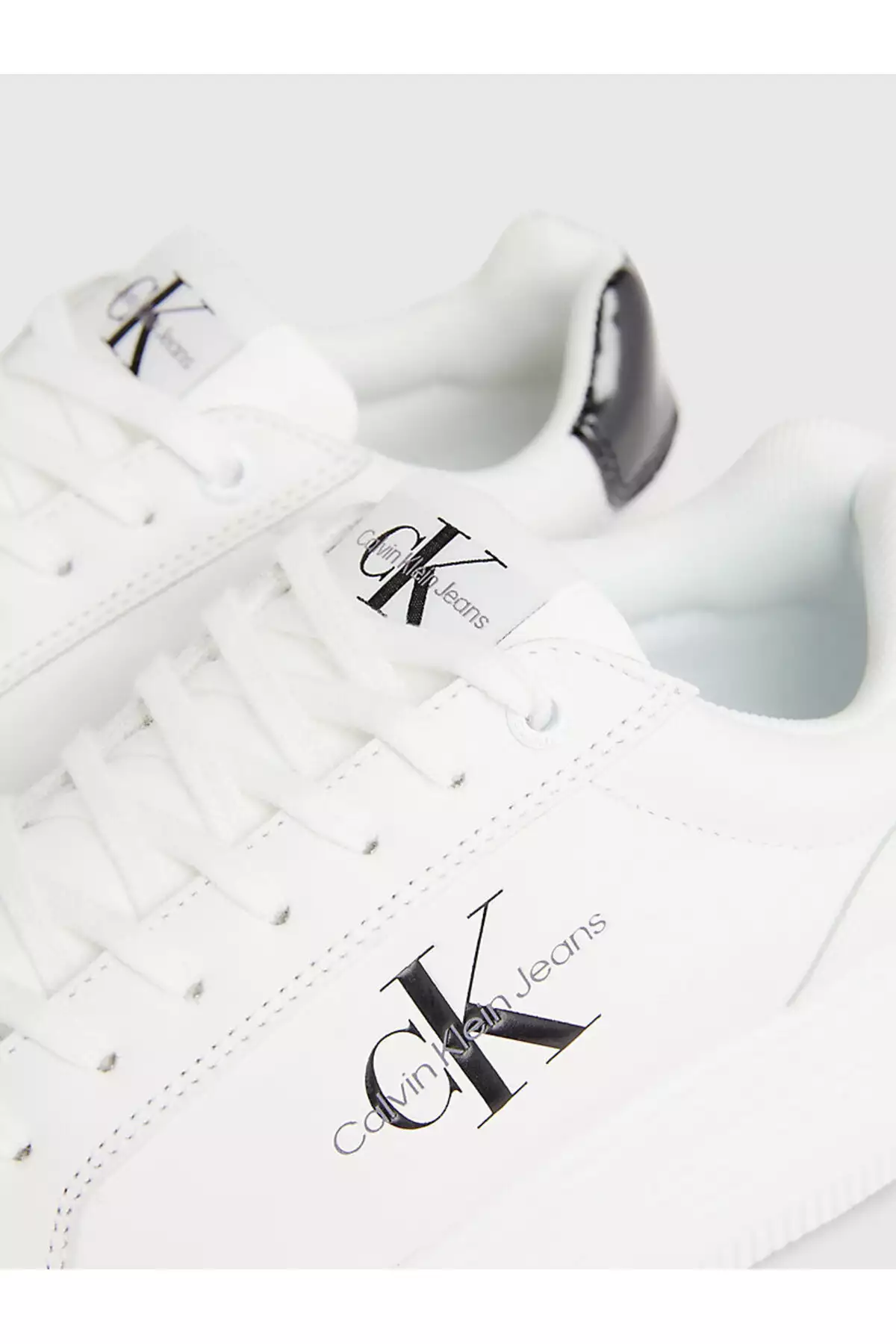 کفش پلتفرمBold با بندهای مشکی و جنس چرم مصنوعی متالیک برند Calvin Klein - 809012170