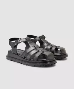 سندل زنانه چرم طبیعی ۱۰۰% مشکی برند Cabani - 927738612