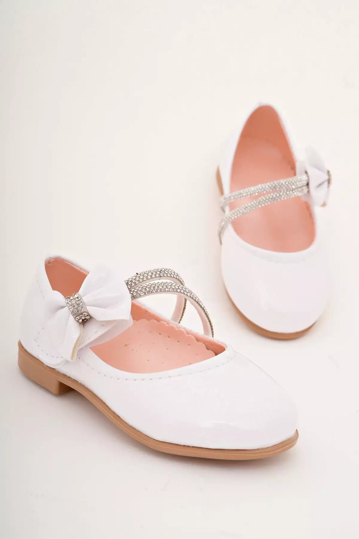 کفش بچگانه پاشنه دار مدل سنگ دار از چرم سفید برند Cappale - 975038183