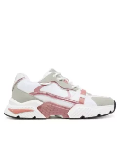 محصول CARRLI5 به فارسی به صورت "کارلی5" ترجمه می‌شود. برند Guess - 923136599