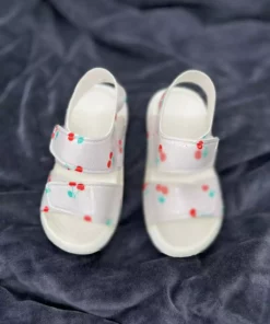 صندل دخترانه با طرح گیلاس برند Rexba - 894594338