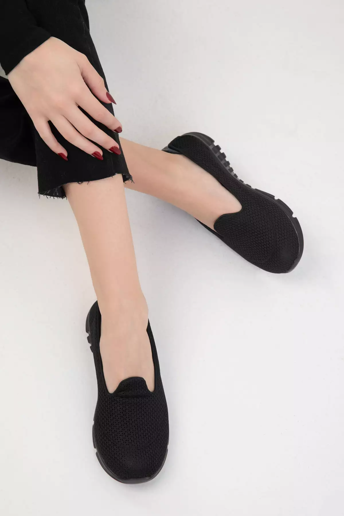 کفش ورزشی زنانه مشکی-مشکی مدل 18113 برند SOHO - 688402627