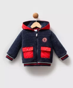 حتما! ترجمه نام محصولات به فارسی به شرح زیر است: 1. کاپشن پسرانه ولسافت 2. کاپشن زیپدار 3. کاپشن با کلاه 4. پارچه فوقالعاده نرم برند U.S. Polo Assn. - 1049183522