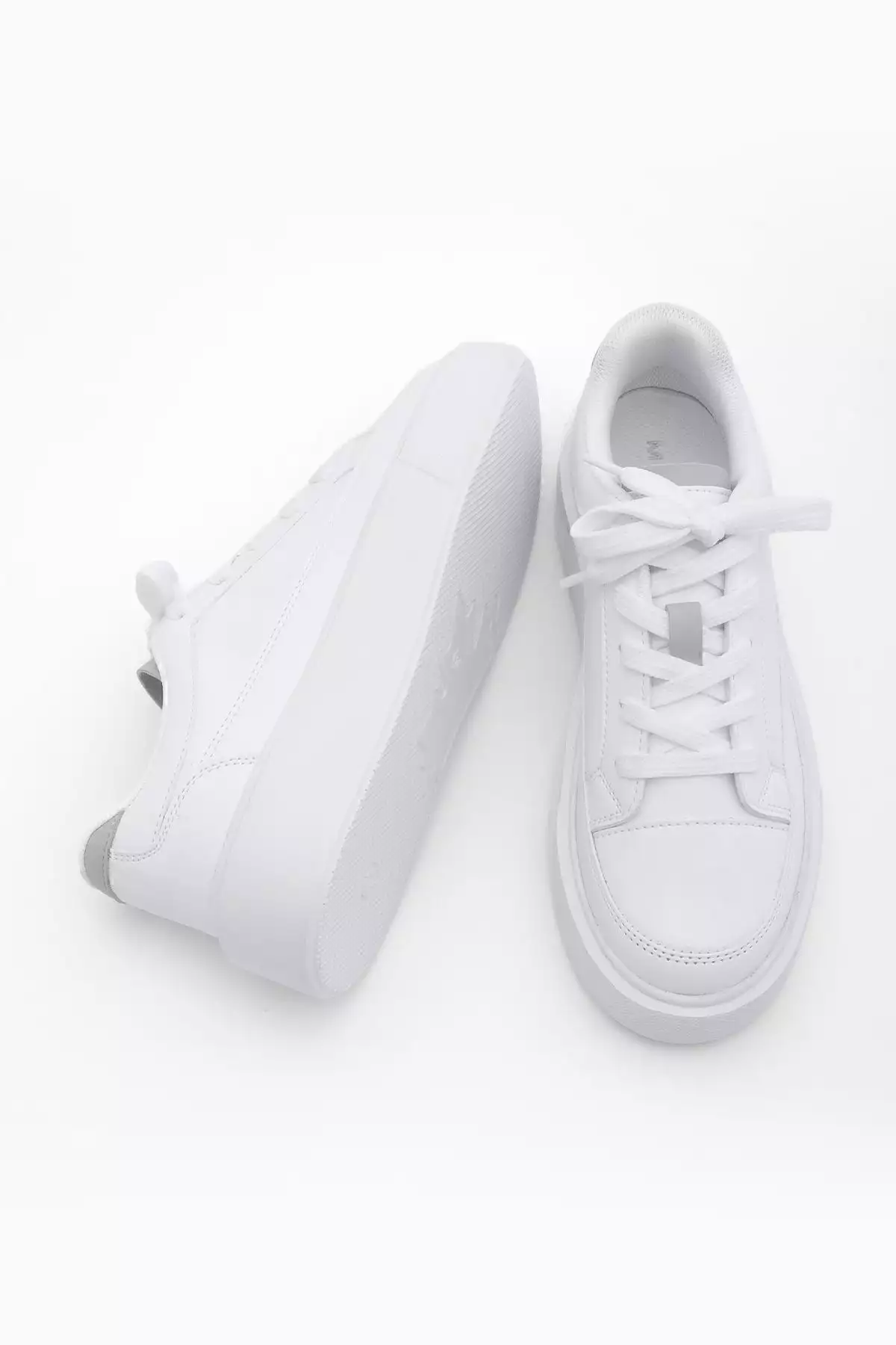 کفش ورزشی زنانه با کفی ضخیم مدل دومن سفید برند Marjin - 796150314