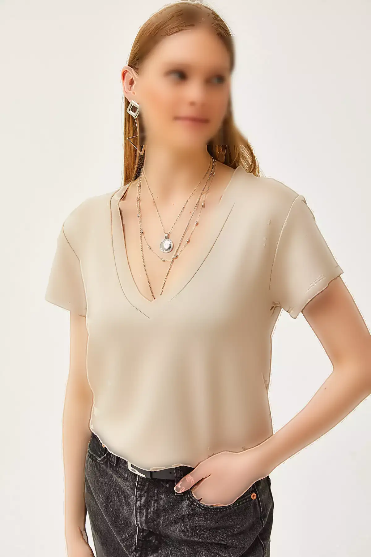 تیشرت دخترانه با یقه V عمیق و رنگ بژ مدل مودال TSH-19000773 برند Olalook - 818100707