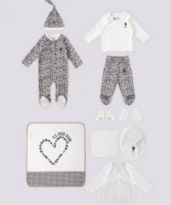 ست خروجی بیمارستانی 10 عددی نوزاد با طرح لئوپارد کرم برند U.S. Polo Assn برند U.S. Polo Assn. - 750897474