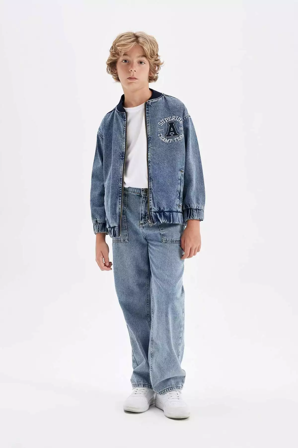 کاپشن جین بمبری با یقه کالج و زیپ، مناسب فصل، با جیب و طرح چاپی برای پسران کودک برند Defacto - 848422323