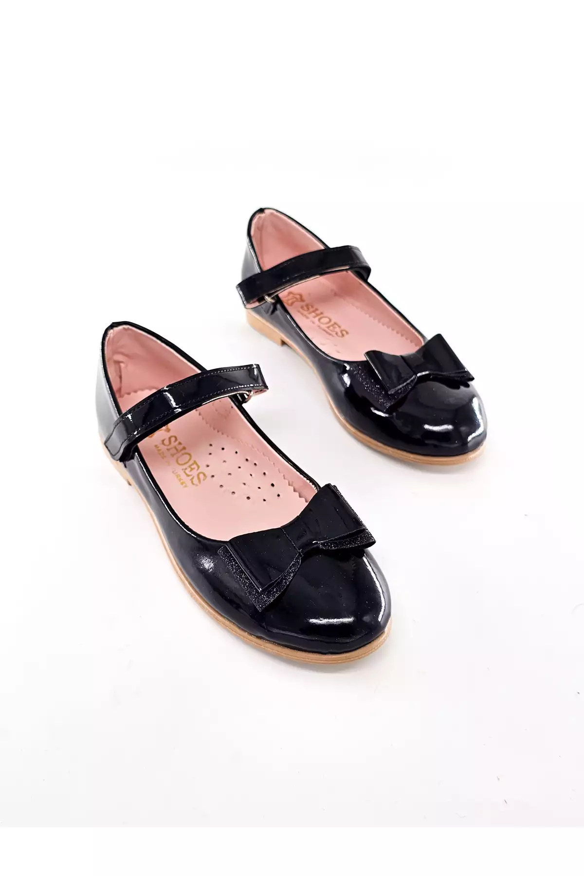 کفش دخترانه سطلی با پاشنه طبی و رویه براق برند BDKButik - 888860466