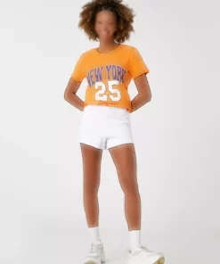 تیشرت کوتاه‌قد با یقه گرد و طرح دانشگاهی برند Koton - 458925838