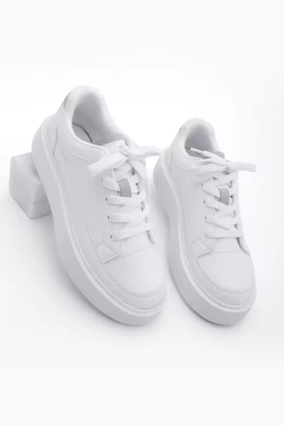 کفش ورزشی زنانه با کفی ضخیم مدل دومن سفید برند Marjin - 796150314