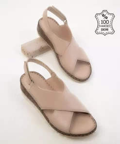 صندل زنانه چرم طبیعی بیج 20539 برند SOHO - 925981568